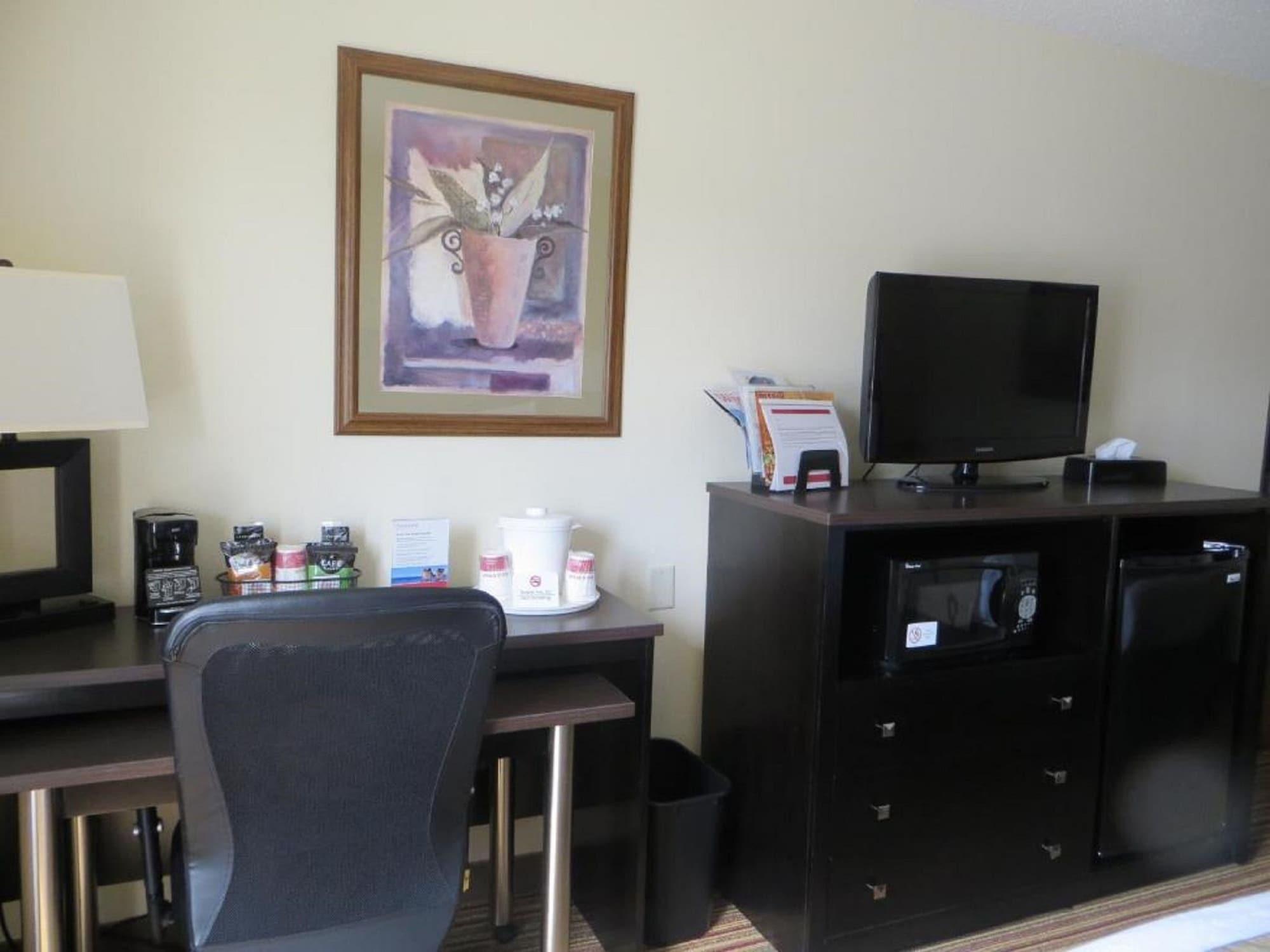 מלון Ramada By Wyndham Wisconsin Dells I-90 מראה חיצוני תמונה