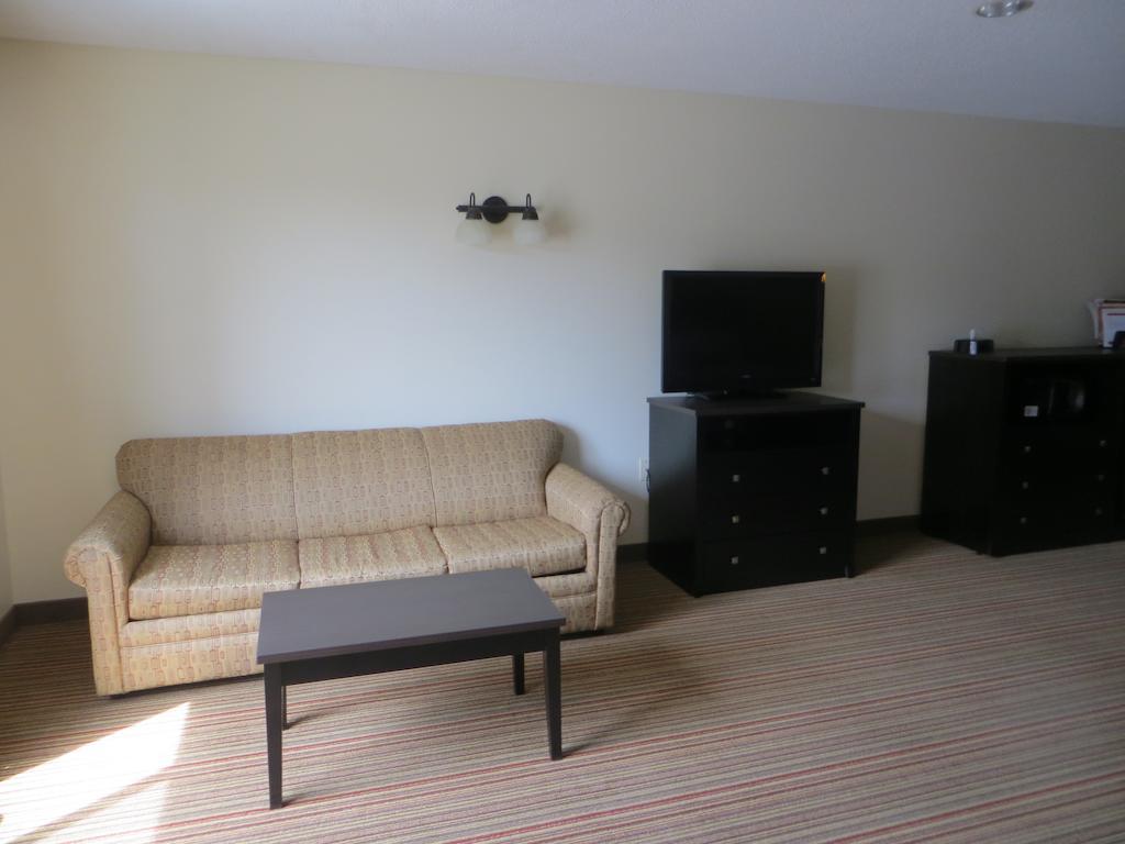מלון Ramada By Wyndham Wisconsin Dells I-90 מראה חיצוני תמונה